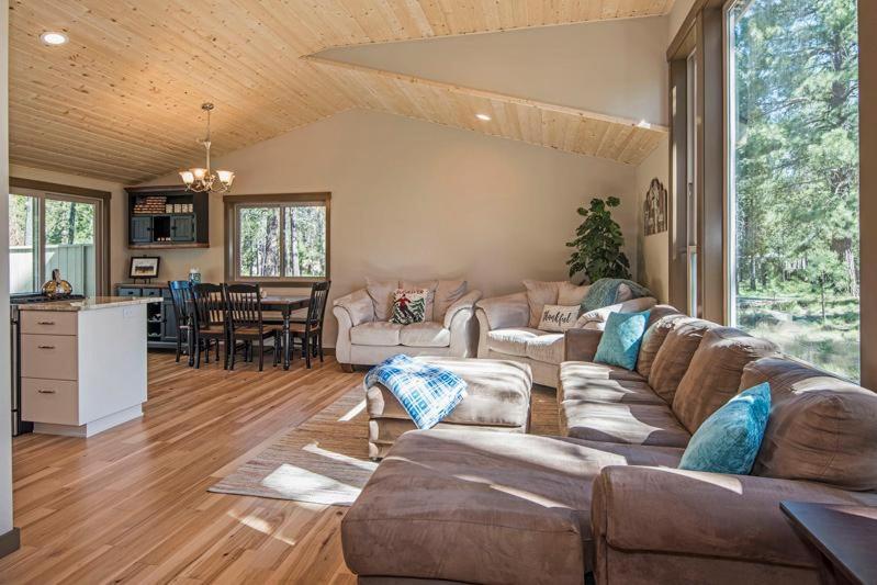11 Pine Bough Villa Sunriver Bagian luar foto