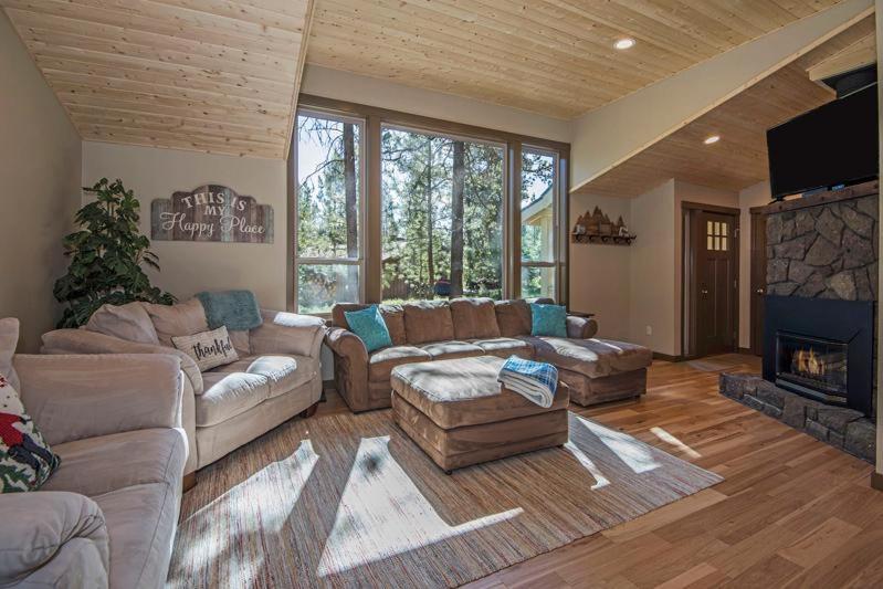 11 Pine Bough Villa Sunriver Bagian luar foto