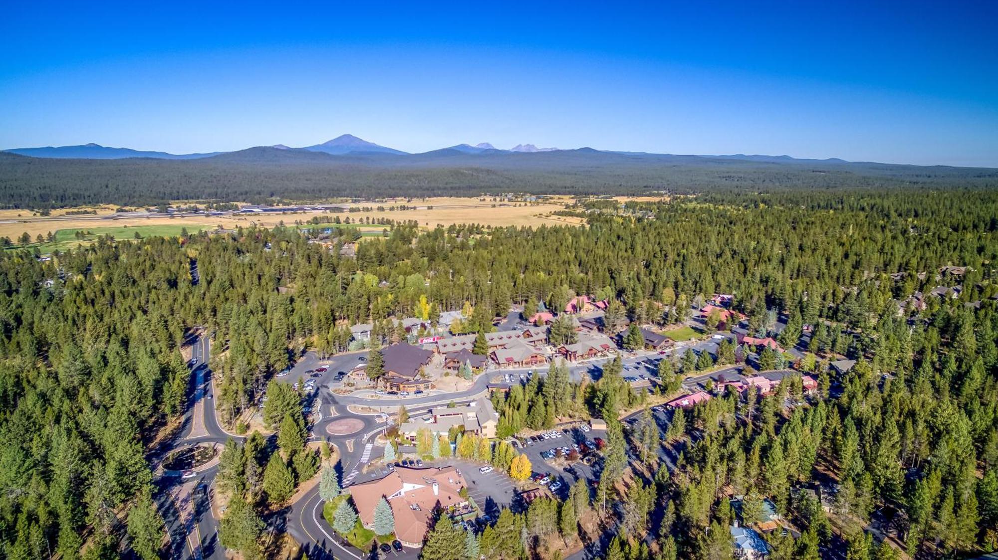 11 Pine Bough Villa Sunriver Bagian luar foto