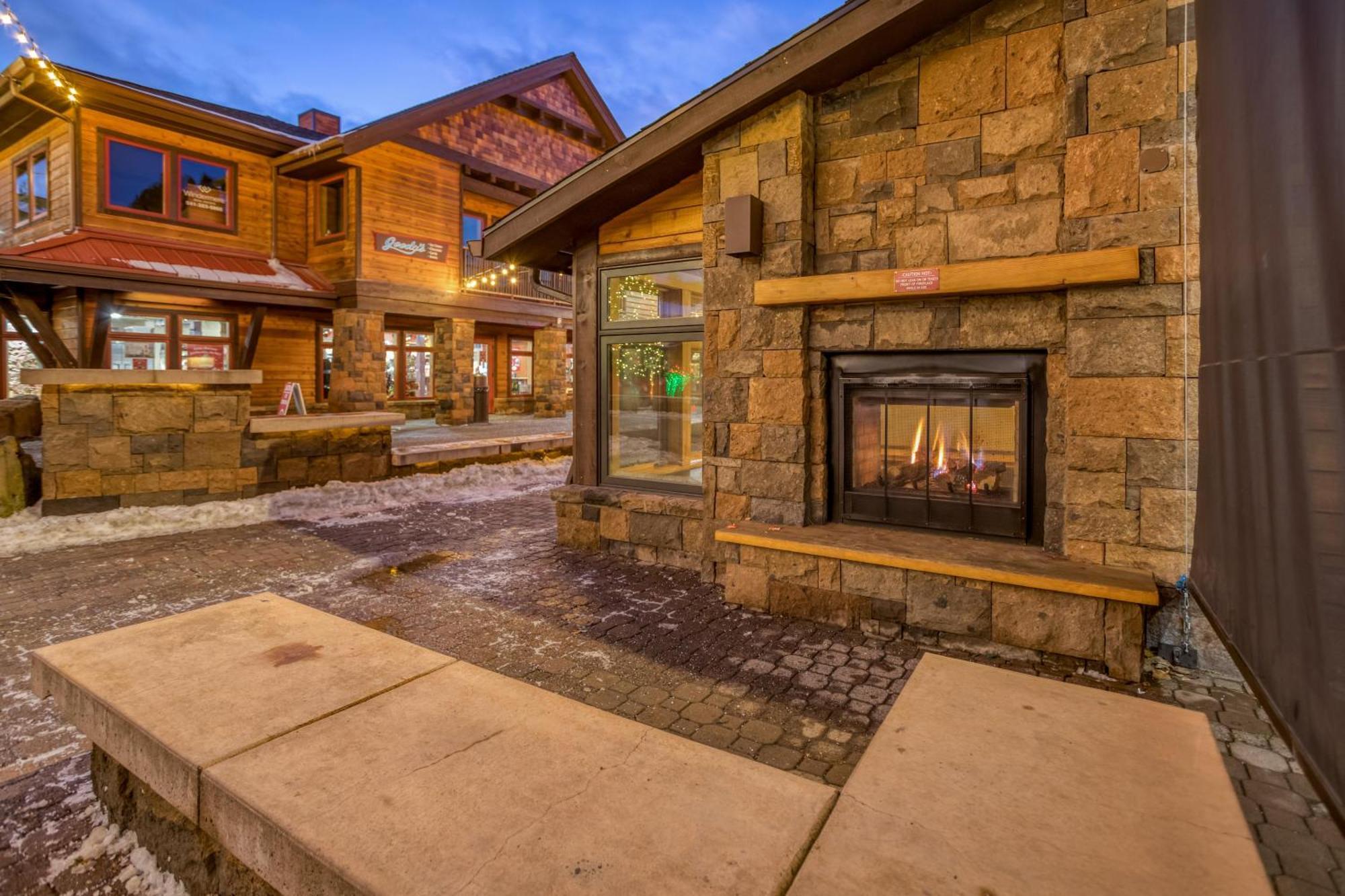 11 Pine Bough Villa Sunriver Bagian luar foto